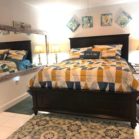 Fresh Rooms フラッグラー・ビーチ エクステリア 写真